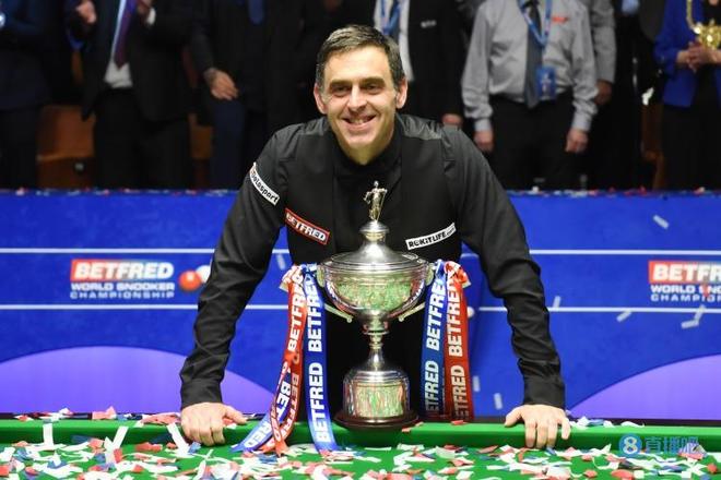 更是一位拥 更是一位拥