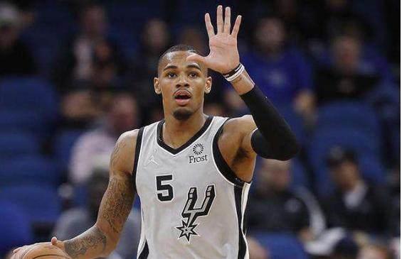 在体育圈被 在体育圈被