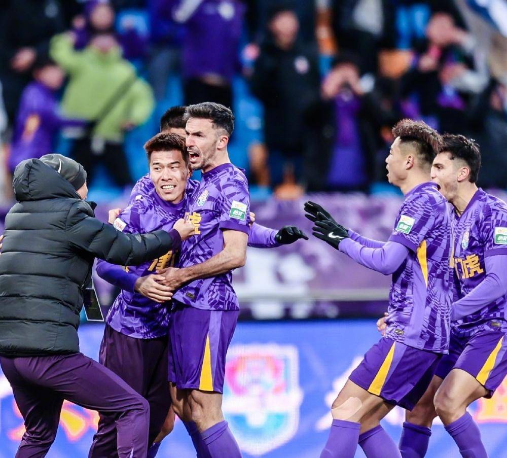 香港明星足 香港明星足