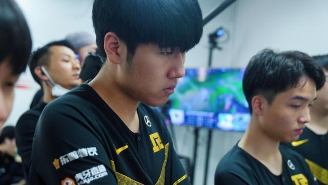 积极活动 积极活动