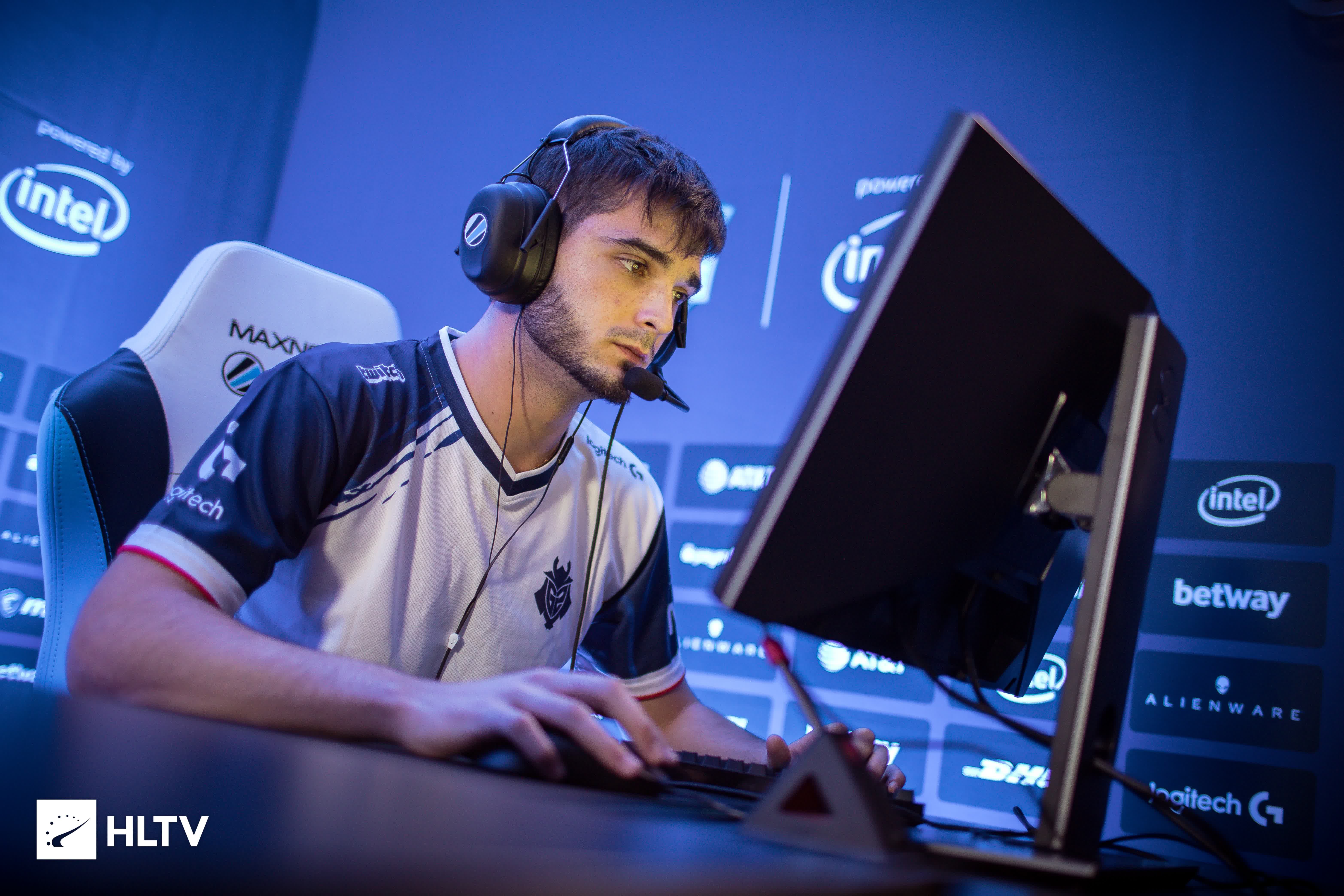 女性与家庭 女性与家庭